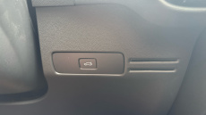 Volvo XC40 2.0 B3P Plus Black Edition 5dr Auto Petrol Estate